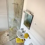 Gran Canaria بيت شباب