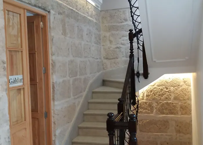 Gran Canaria אכסניה *