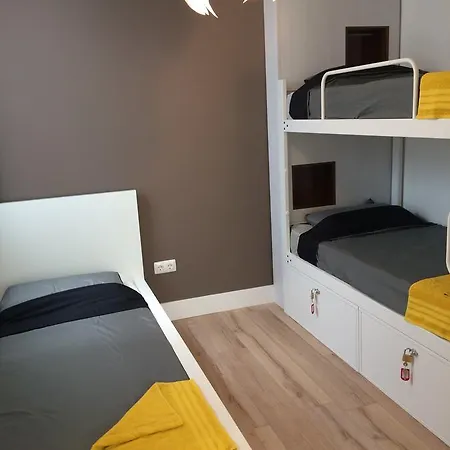 Gran Canaria Hostel Las Palmas / Gran Canaria